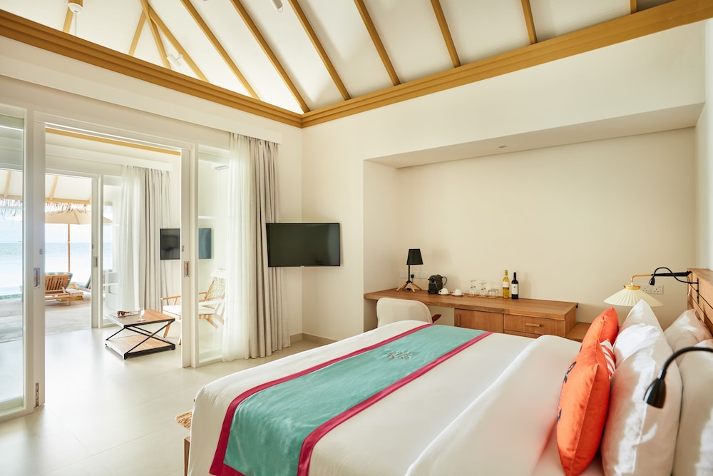 Sun Siyam Iru Veli - 24 Hours Premium All-Inclusive with Free Transfers