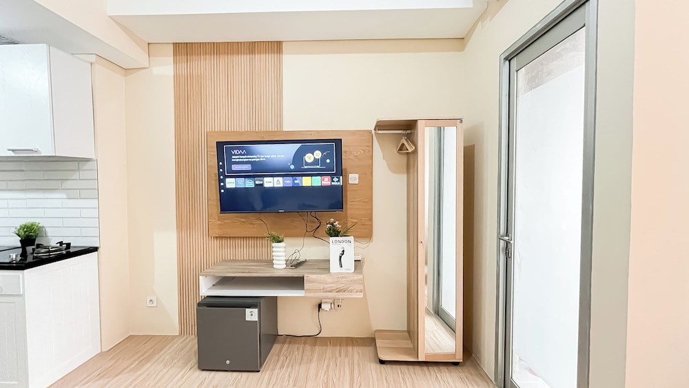 Best Studio At Apartment Transpark Juanda Bekasi Timur