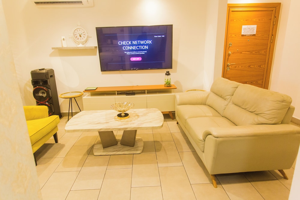 Accra Luxury Apartments at Edge