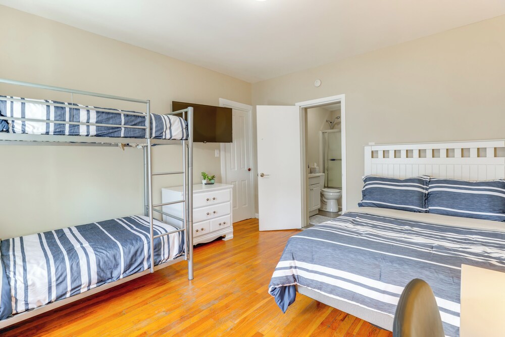1 Block to Dtwn Seneca Falls: Apartment w/ Yard!