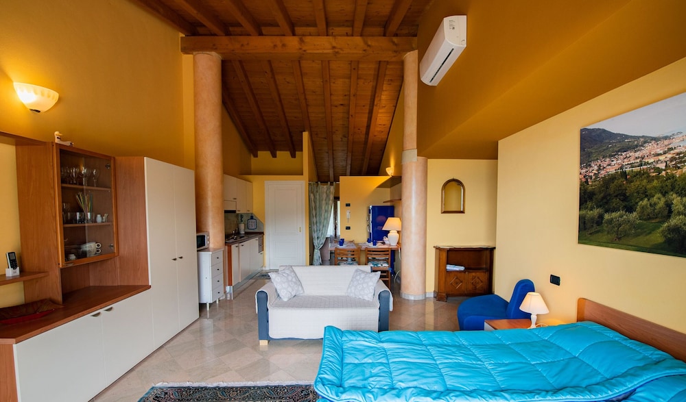 Feeling House - Appartamento Alba Chiara