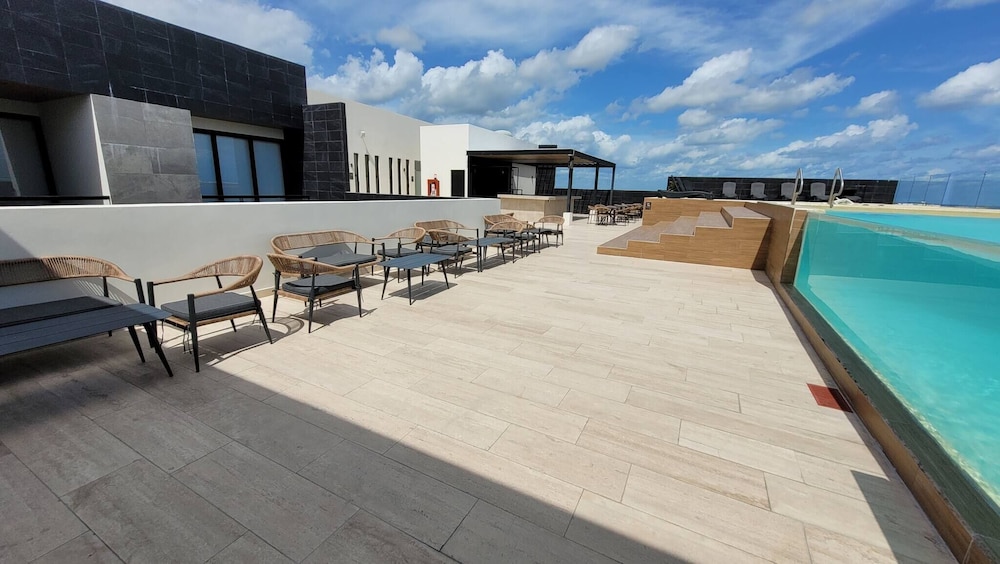 Depa M410 Relaxing and Cozy Steps From the Beach