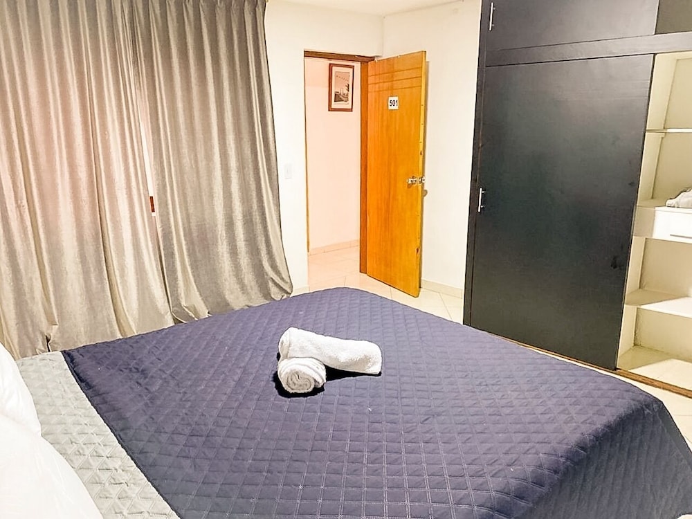 Laureles Co-Living Casa 5 habitaciones