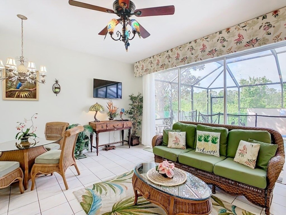 Themed 3-Bedroom Townhome w/Private Pool Near Disney - Windsor Palms 3 Townhouse