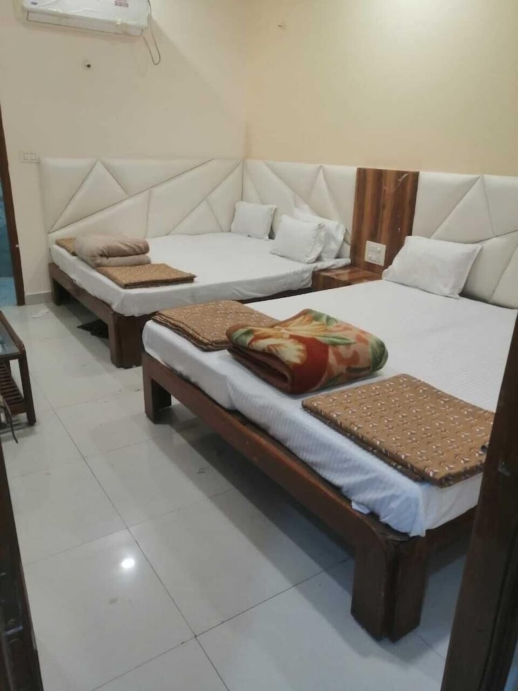 Hotel Pleasure