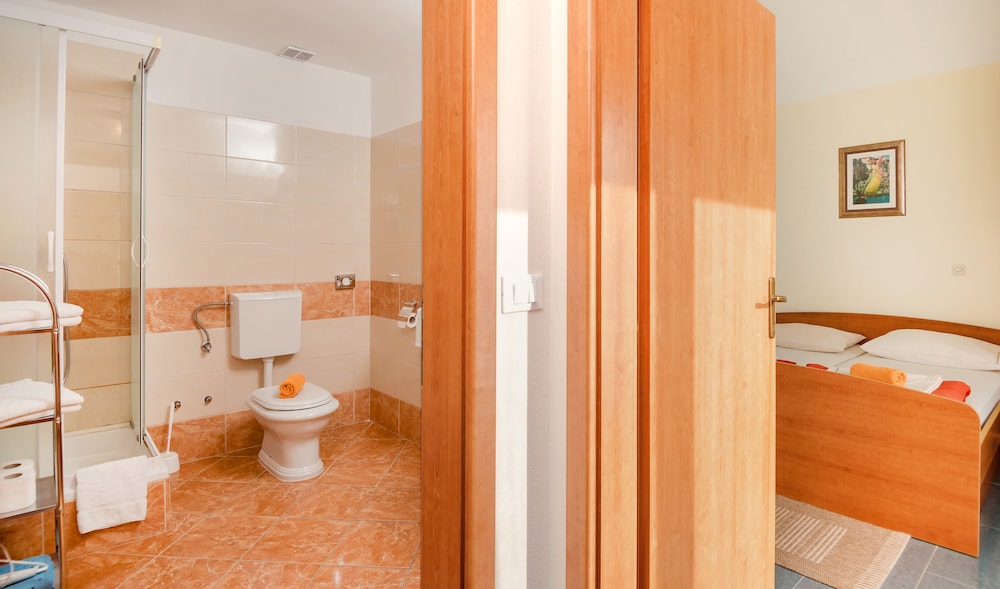 Apartments Vila Adrijana and Fitness Studio Wolf