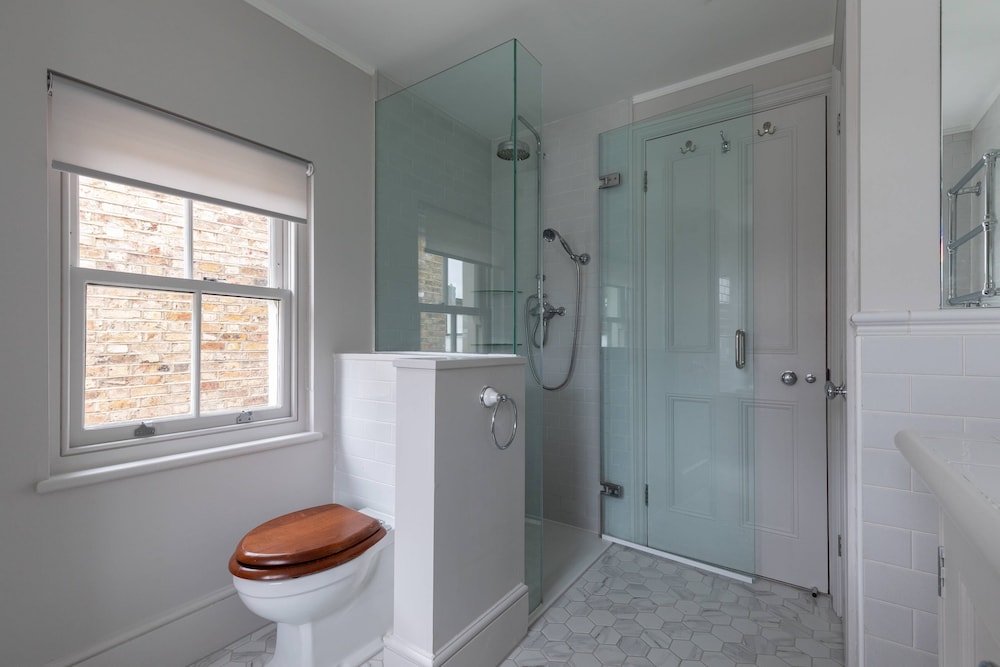 Kensington Place IV by Onefinestay