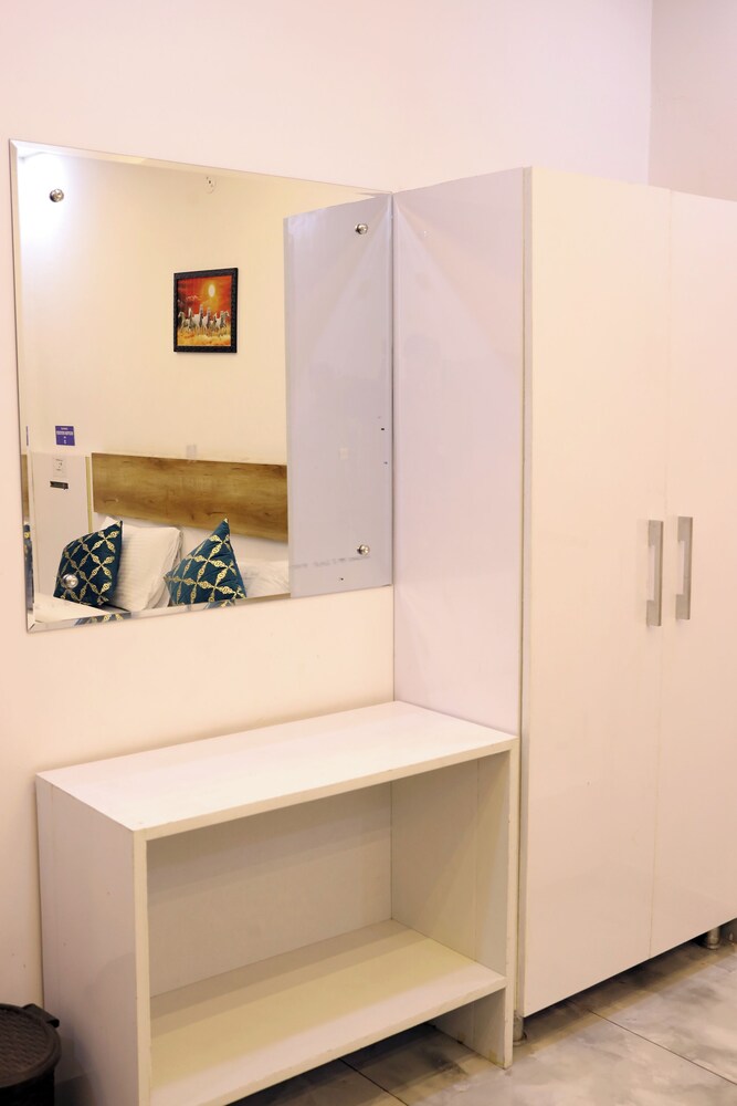 HOTEL AMARESH