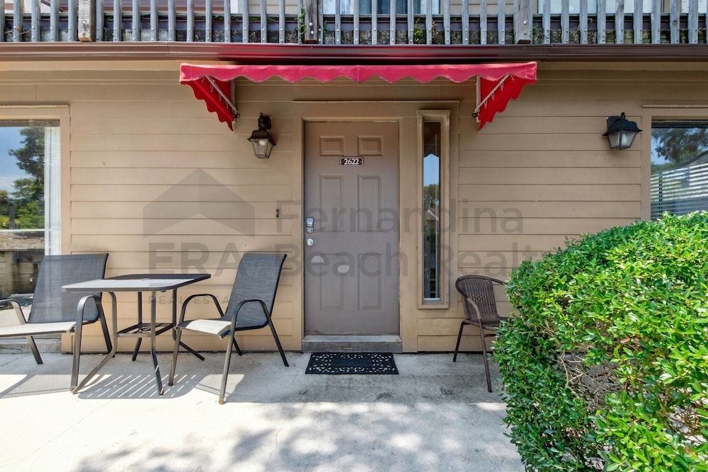 2622 Forest Ridge #c2 3 Bedroom Condo