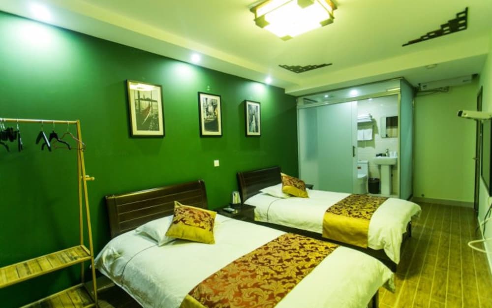 Zunyuelou Inn Tongli