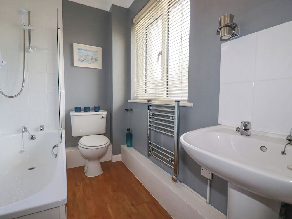 Carrick Cottage
