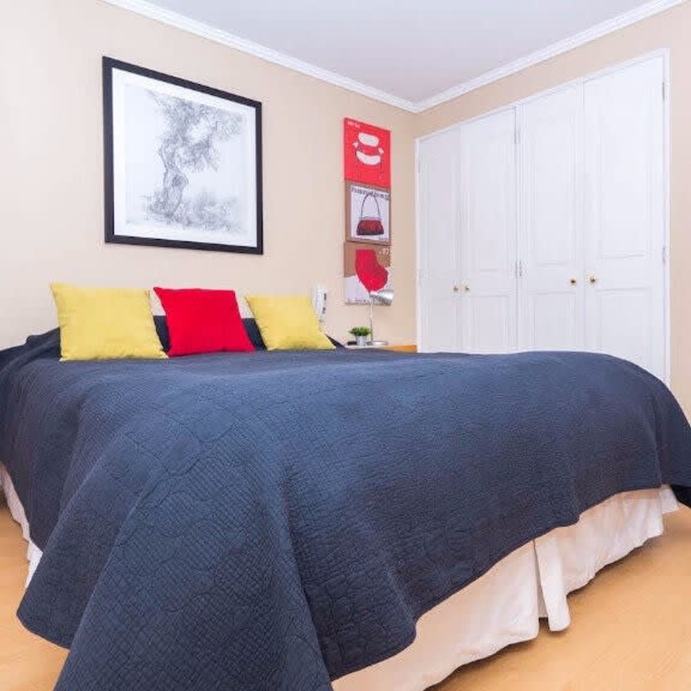 Carmencita St I Classic 1 Bedroom Apartment in El Golf