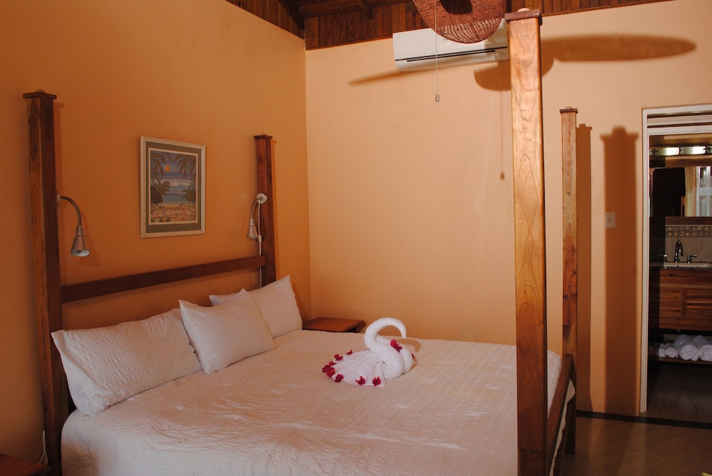 Luna Sea Inn