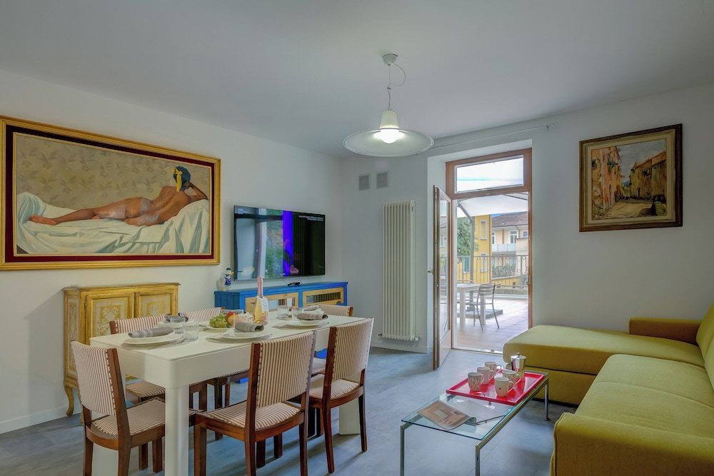 Boutique Terrace Apartment In The Center