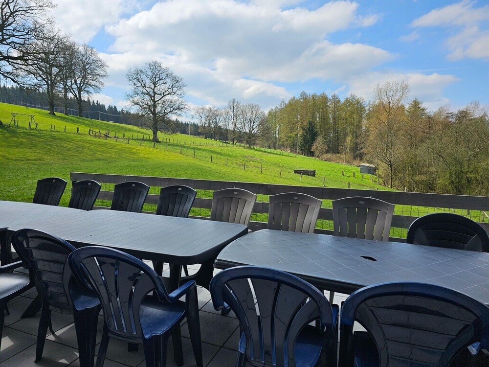 Luxurious Cottage With Panoramic View of Stavelot