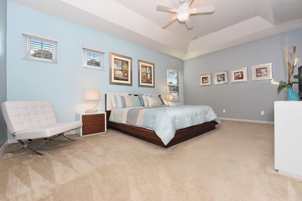 Lux Villa w Pool Spa Games - Near Disney