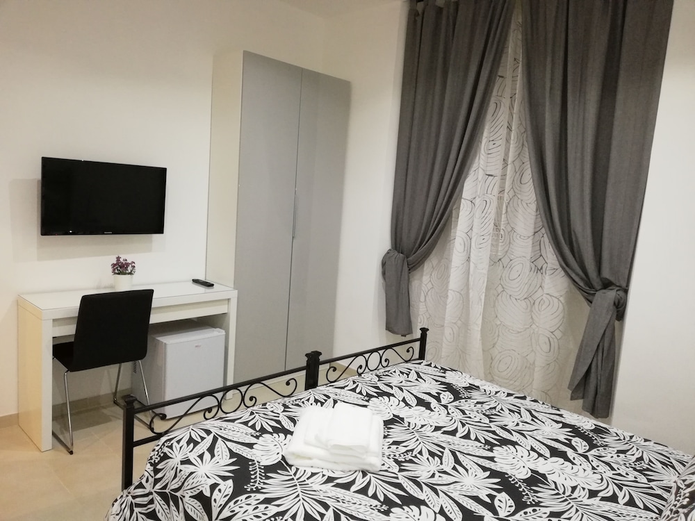 Imera Rooms