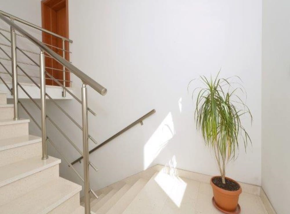 Bright Kaštela Apartment With Balcony and Private Parking