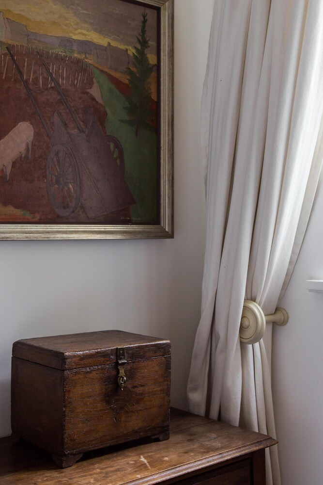 Godfrey Street II by Onefinestay