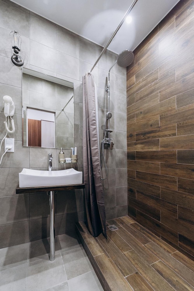 Oversize Piter Hotel