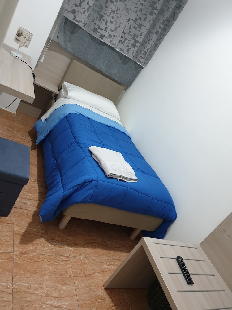 Beauty house view 5