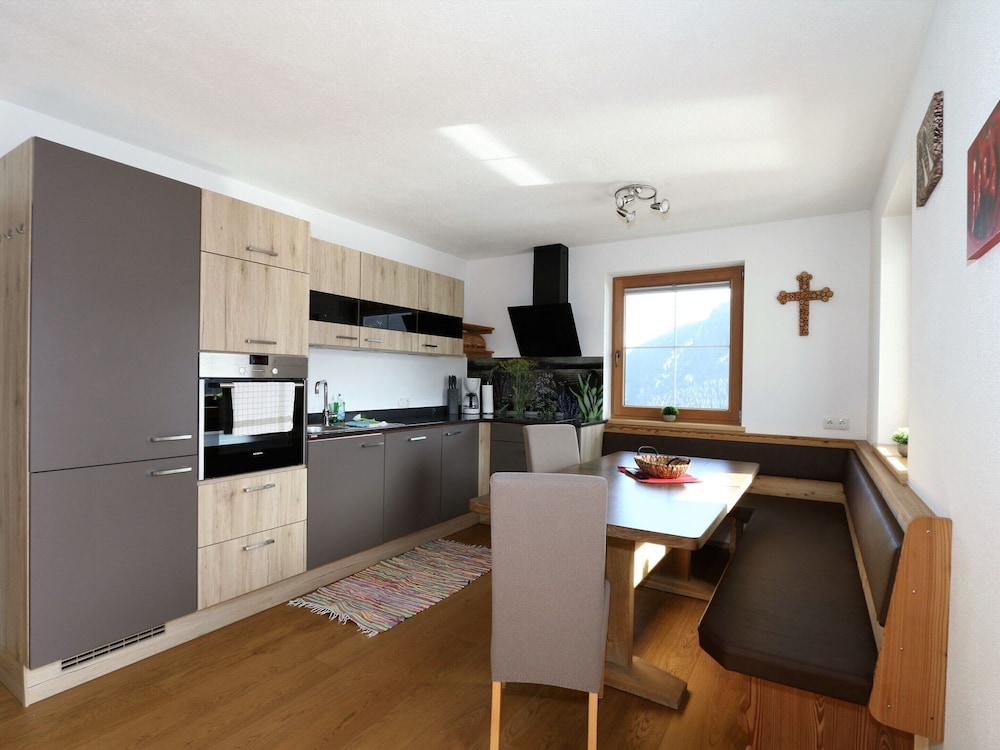 Apartment in Fugenberg Near Spieljochbahn