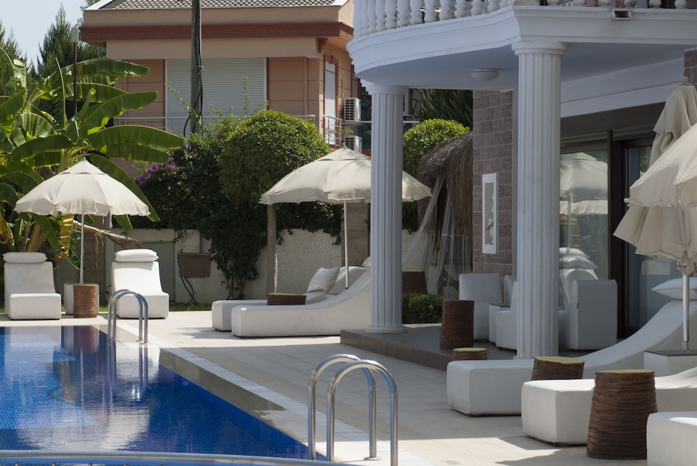 Bamont Villas