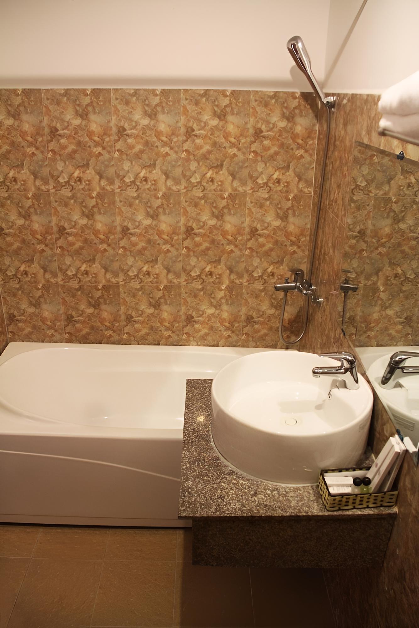 Brown Bean Hotel