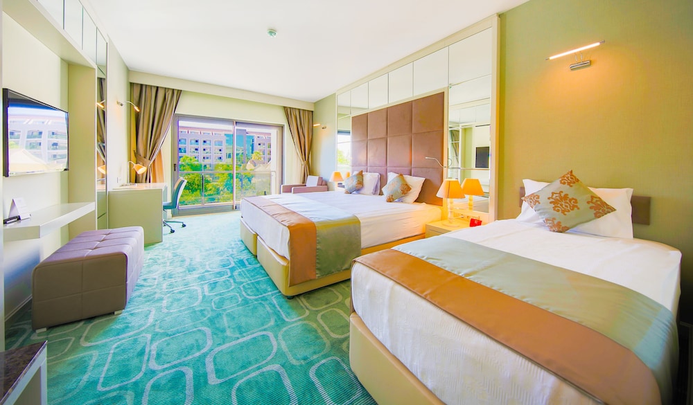 Horus Paradise Resort - Ultra All Inclusive
