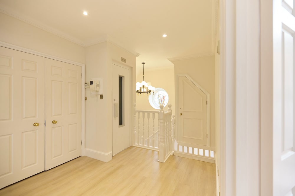 Belsize Park Eton Elegance photo 4