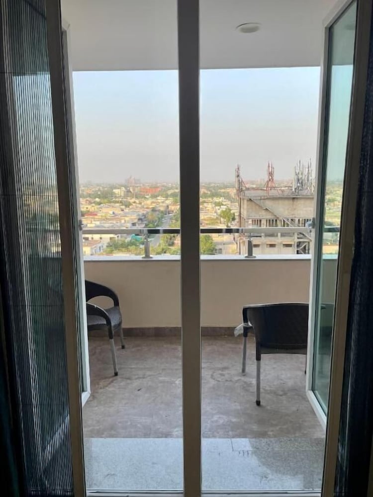 Air Reside Residency Apartment