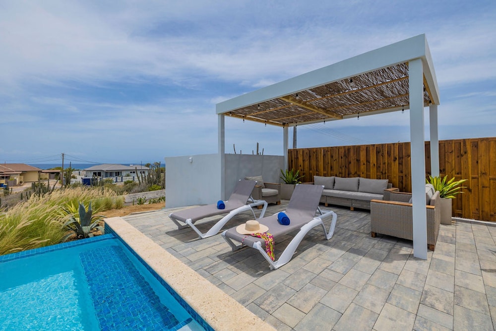 New Ocean View Infinity Pool Steps 2 Babybeach
