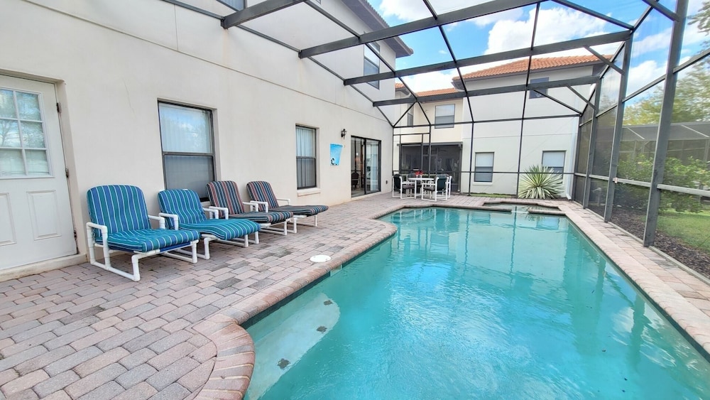 HG423SP 4 Bedroom villa in High grove 4 Home