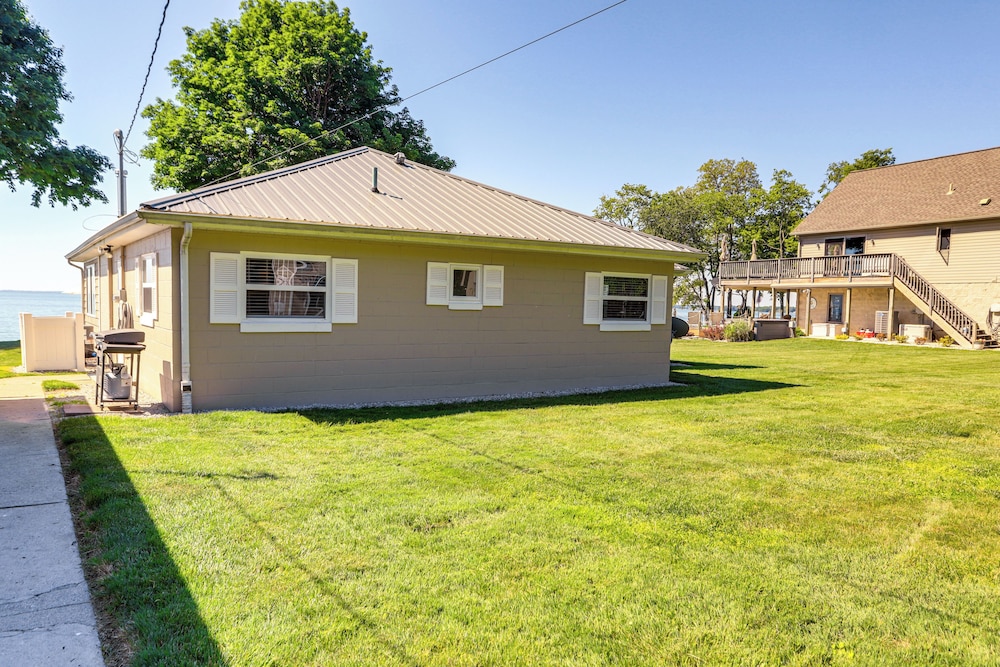 Middle Bass Island Cottage w/ Grills & Fire Pit view 5