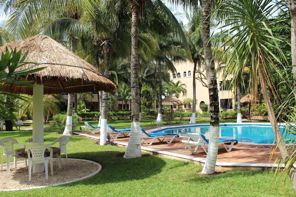 Lovely Luxury Home Near the Beach, 10 ppl