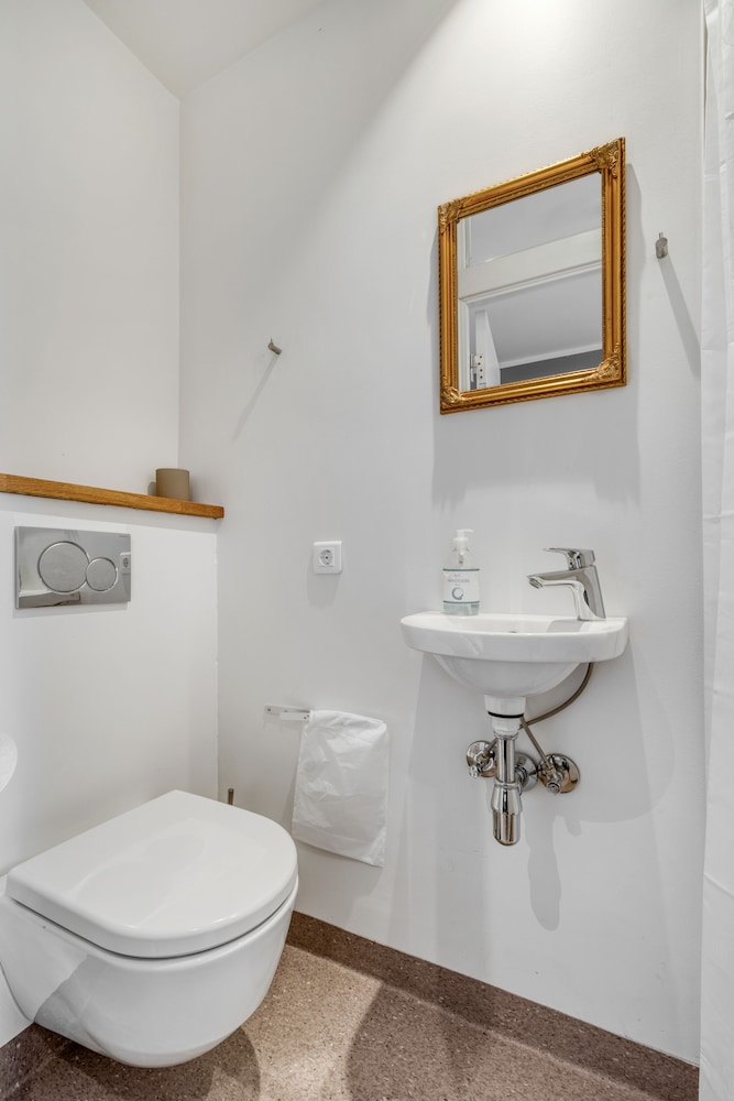 Odense Vacations - Kragsbjerggaard Vandrerhjem  Hotel - Hostel - Property Image 10