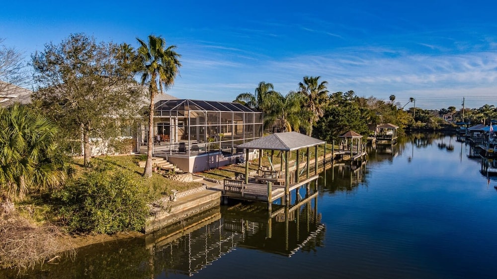 Casa Coral- Heated Infinity Pool Canal Home