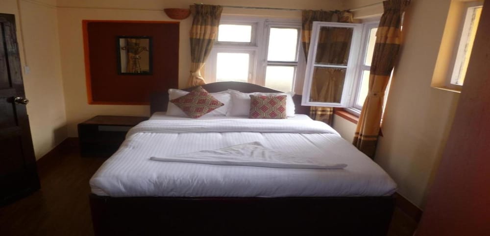 MeroStay 193 Des view 3