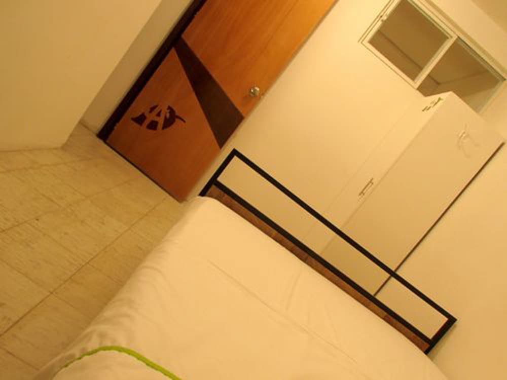 Hostal El Aguacate