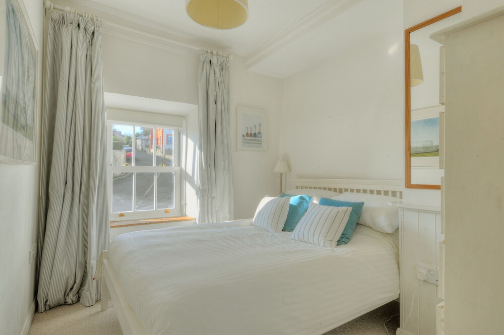 Charm Cottage