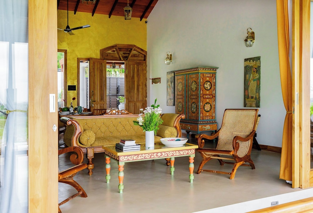 Villa Monkey House