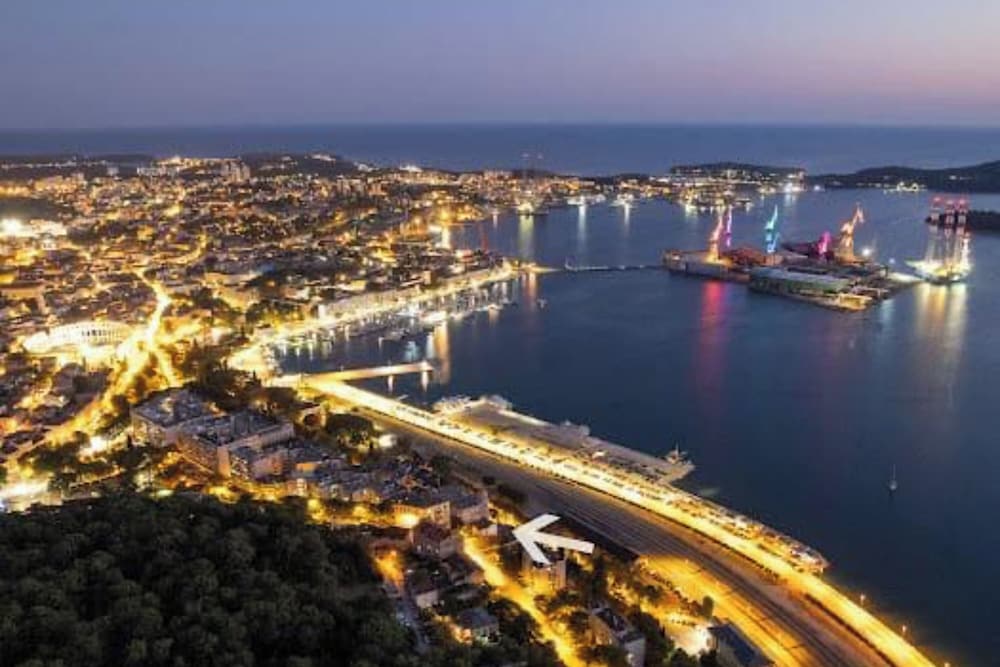 Apartment Alice - close to Pula centre