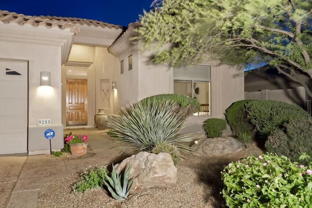Honey Mesquite Getaway in Legend Trail By Signature Vacation