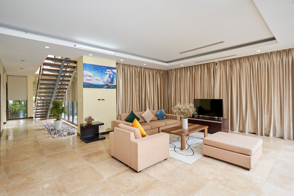 Ocean Luxury Villas Danang