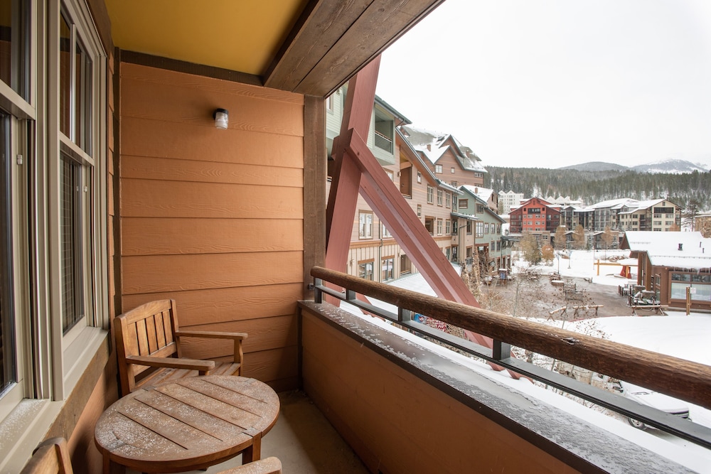 Zephyr Mountain Lodge - Winter Park Vacation Condos