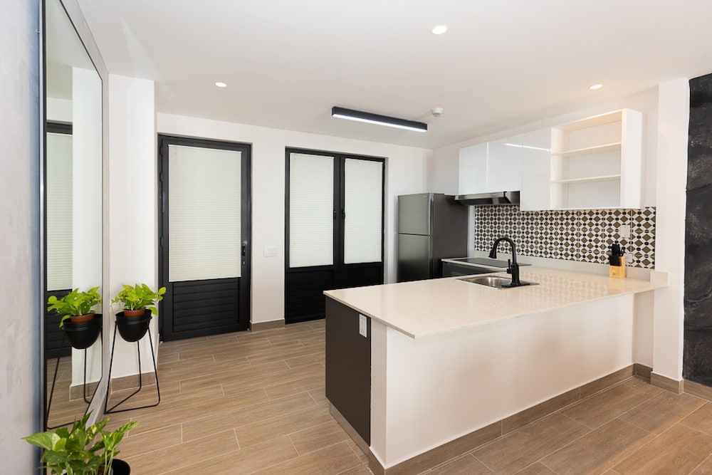 The Danian Condo by Acomodo Casco Viejo