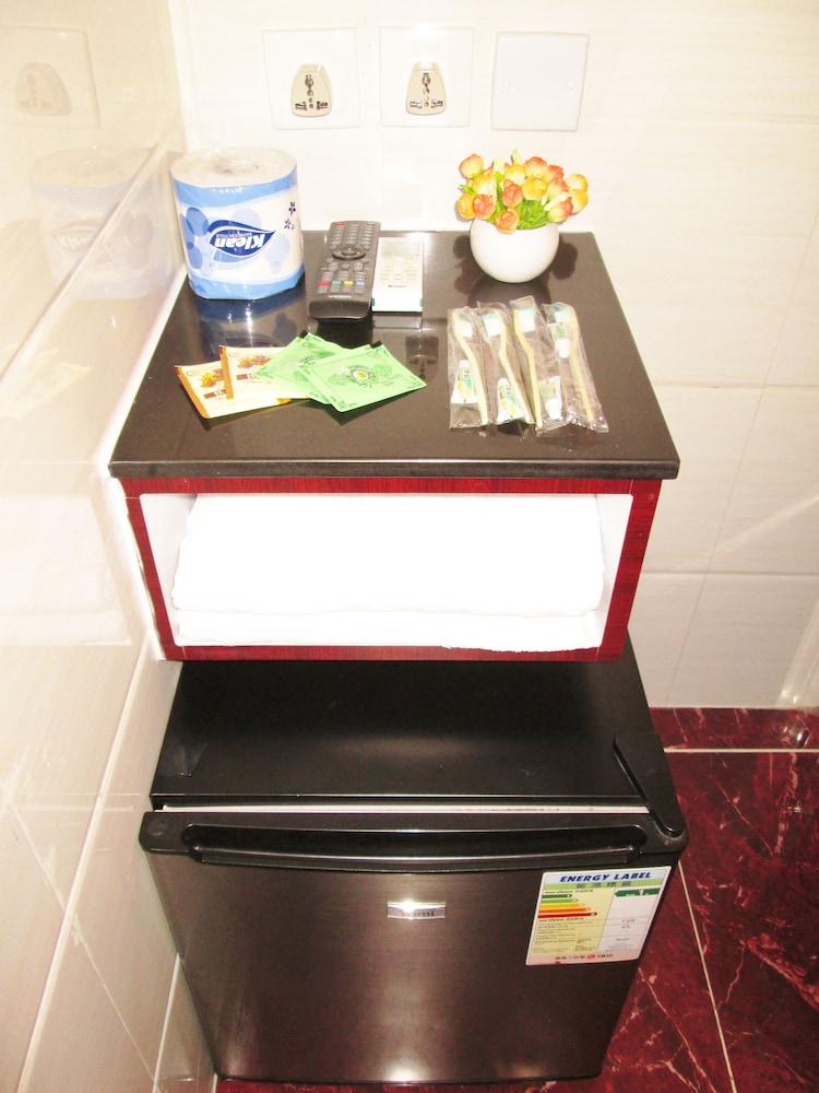 New Shanghai Guest House - Image 3