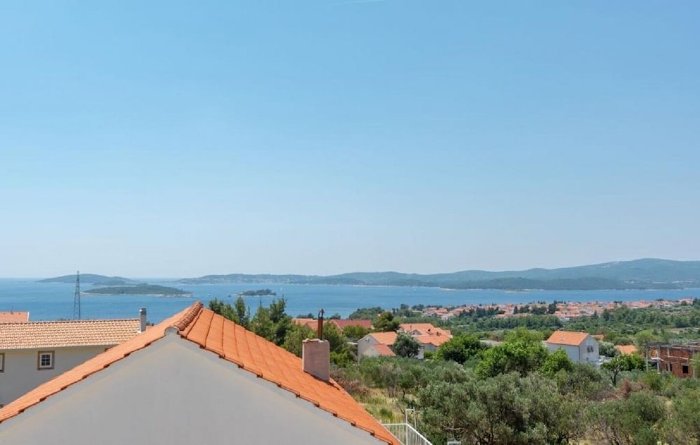 Vida With Garden - A1 - Naranča view 4