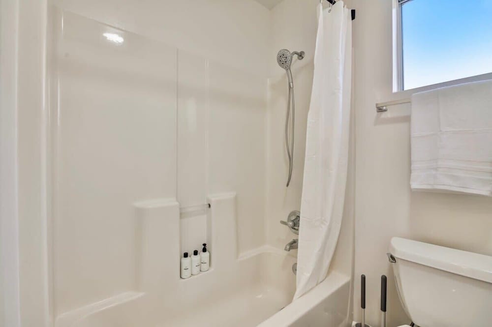 @ Marbella Lane - Stylish Cozy4br in Siliconvalley