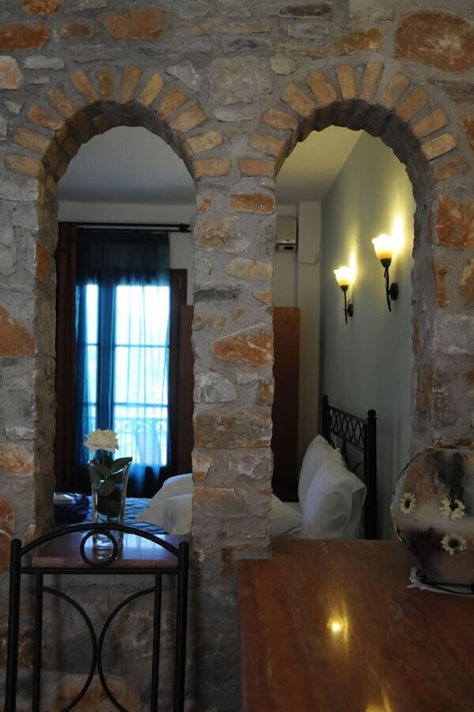 Skiathos Island Suites